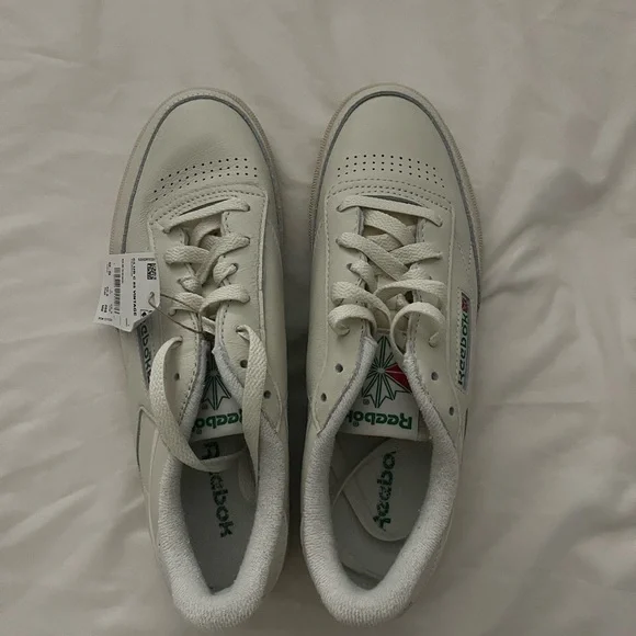 Reebok Women's Club C 85 Vintage Sneaker - Picture 8 of 8